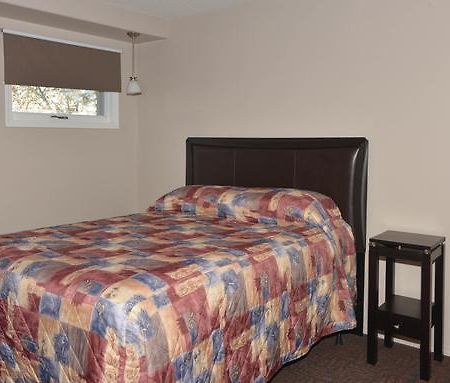 Thunderhill Motel And Suites Swan River Εξωτερικό φωτογραφία